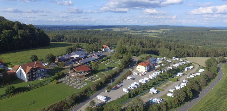Bild: Eine Luftaufnahme des Freizeithügel Großbüchelberg 